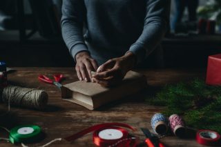 Μια πλημμυρίδα από βιβλία τα Χριστούγεννα