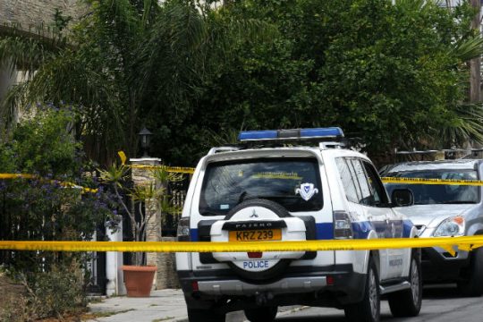Έκρηξη βόμβας στο αυτοκίνητο της μητέρας του δημάρχου Πάφου