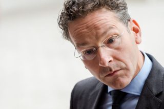 «Αρχικός στόχος ήταν η διάσωση ξένων επενδυτών»