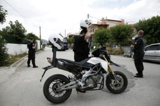 Απαράδεκτη συμπεριφορά αστυνομικών σε μαθητές και εκπαιδευτικούς