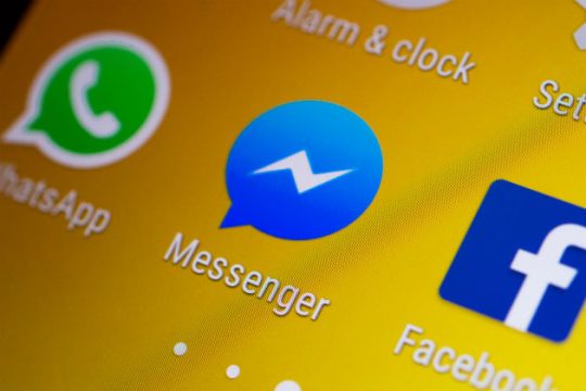 Έπεσε το Messenger