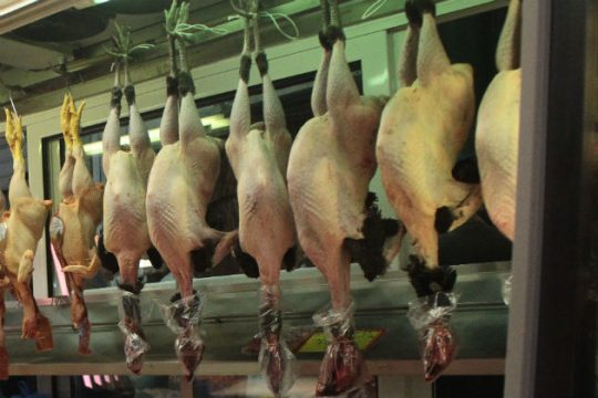 Δέσμευση 10 τόνων γαλοπούλας στον Πειραιά