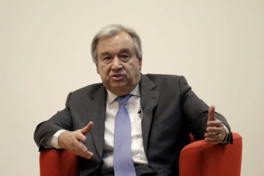 «Ηλίθιος ο πόλεμος στην Υεμένη»