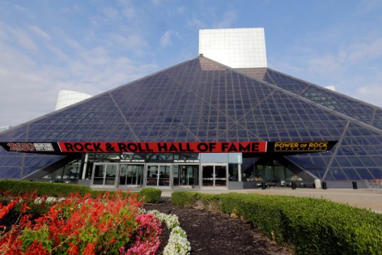 Αυτοί μπαίνουν στο Rock and Roll Hall of Fame του 2018