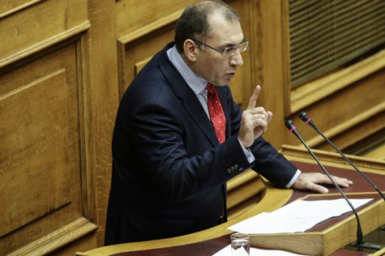 Ευθείες βολές Δ. Καμμένου κατά «53+»