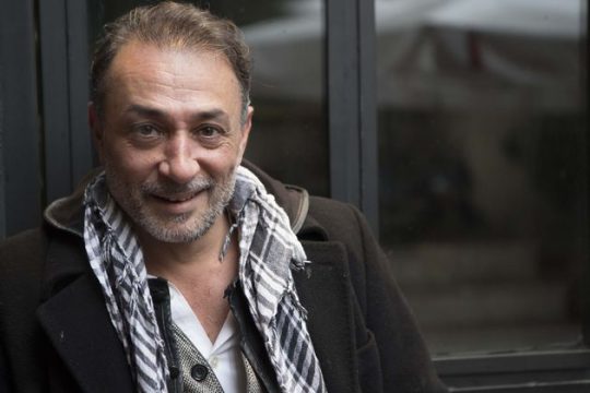 «Θέλω να γεφυρώνω κόσμους»