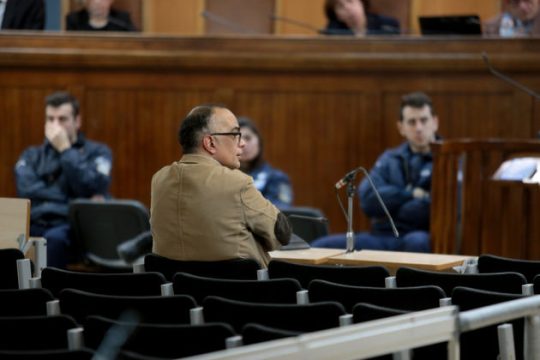 «Απομονώνουν, χτυπάνε, φεύγουν»