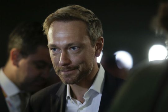 FDP: Ναι σε συνασπισμό, αλλά όχι με τη Μέρκελ