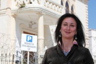 Η κυβέρνηση κάνει(;) ό,τι μπορεί