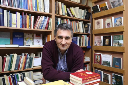 Προτιμώ το δοκίμιο…