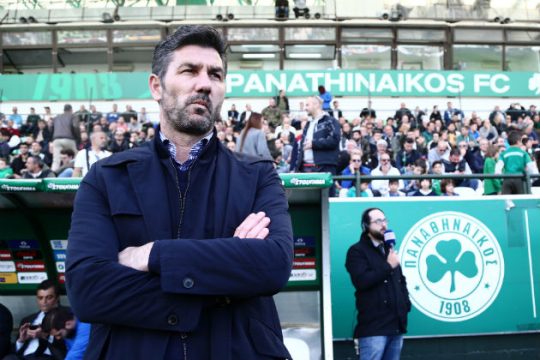 Αγανάκτηση Ουζουνίδη για τα «φευγάτα» αποδυτήρια!
