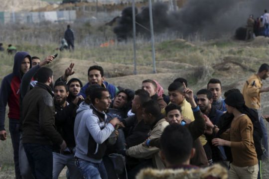 Αιματηρές συγκρούσεις σε Γάζα και Δυτική Όχθη