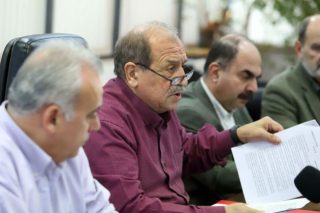 Πήγαν για μαλλί, κινδυνεύουν να βγουν κουρεμένοι