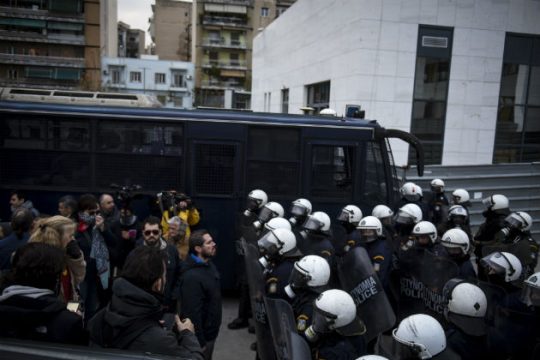 «Πλειστηριασμοί της μιας πεντάρας»