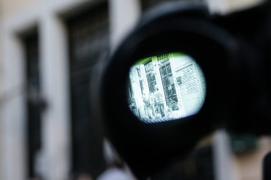 «Συνταγή» ΟΟΣΑ στη ραδιοτηλεόραση