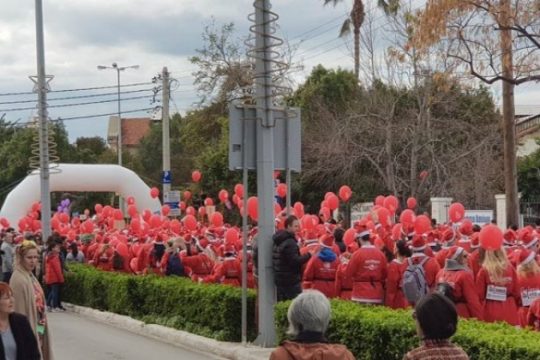 Θεσμός το Santa Run, 3.000 Aγιοβασίληδες για καλό σκοπό