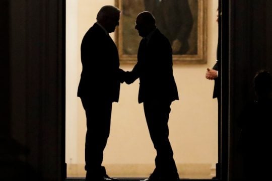 Ο Σουλτς διαψεύδει, οι φήμες επιμένουν