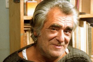 Ενα άνθος απολέμητης μοναξιάς
