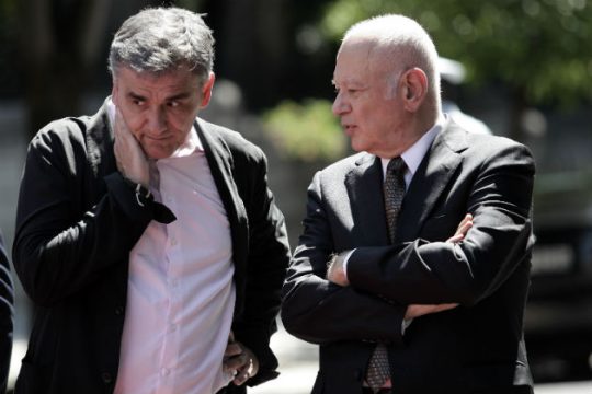Επαφές Τσακαλώτου – Παπαδημητρίου στη Νέα Υόρκη