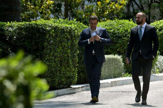 Προς κατάργηση της περικοπής συντάξεων και μείωσης του αφορολογήτου