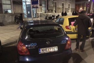 Επίθεση κουκουλοφόρων στον σταθμό TV100
