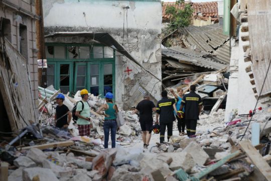 Ανάστατοι οι σεισμοπαθείς της Λέσβου για τον ΕΝΦΙΑ
