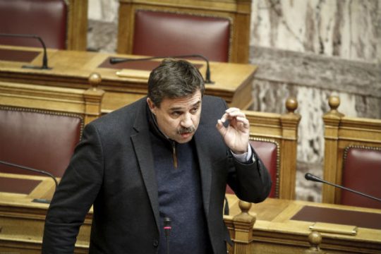 Ο προϋπολογισμός φέρνει «ψαλίδι» στις δαπάνες Yγείας