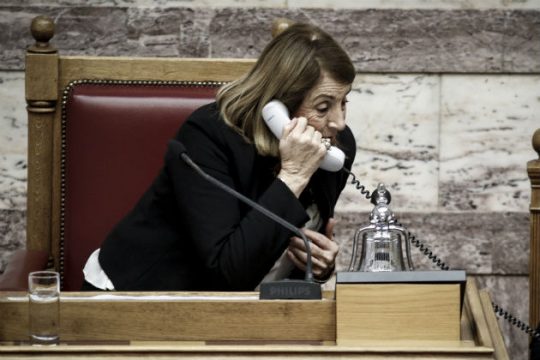 Μια «παραβίαση» και μια «διάψευση» για το «πόθεν έσχες» της Μ. Γκραμπόφσκι