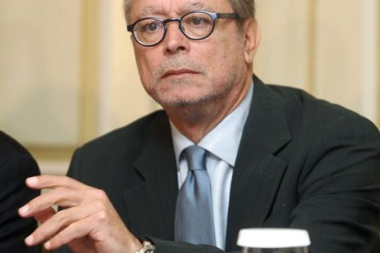 «Ο Τσίπρας είναι εδώ για να μείνει – είναι δρομέας αντοχής»