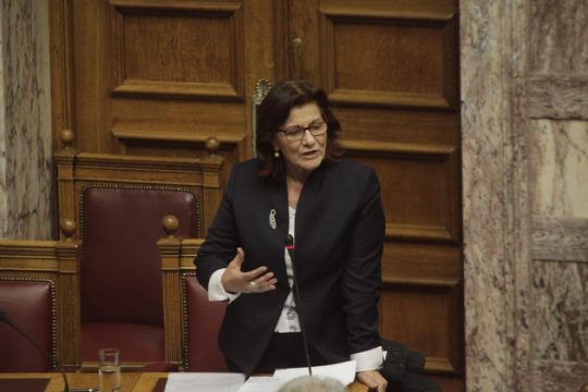 Αυξήσεις στο Επίδομα Παιδιού για 738.000 οικογένειες και πλαφόν εισοδήματος