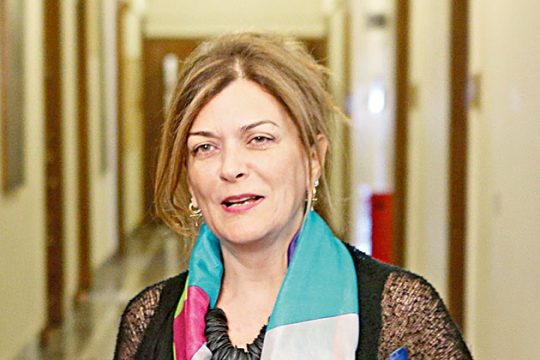 Ασυνεννοησία για τις 12 δόσεις
