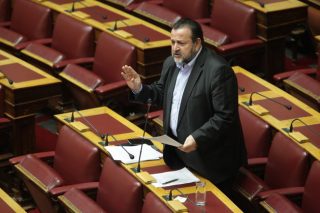 Λακκούβες στον δρόμο προς τον ενιαίο φορέα