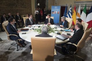 Μήνυμα στον Βορρά από τους 7 του Νότου