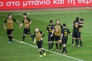 Βλέπουν Λάρισα… και Κούγια
