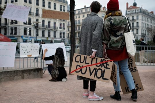 «Τα γουρούνια και οι σύμμαχοί τους εύλογα ανησυχούν»