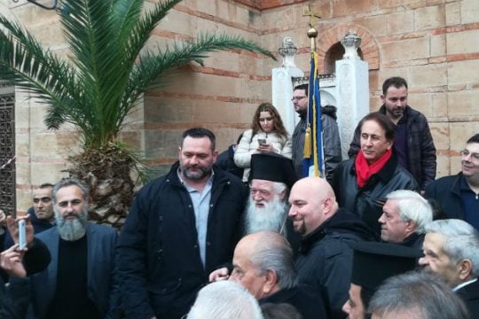 Κύριε Αμβρόσιε, είστε φασίστας!