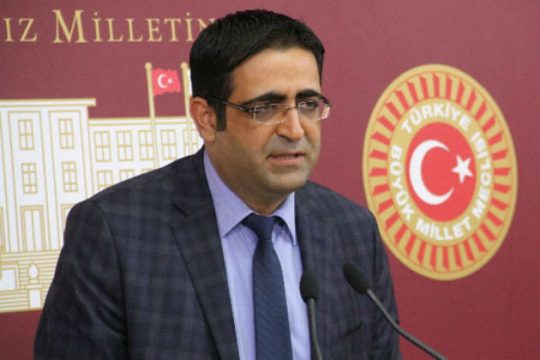 Κάθειρξη 16 ετών σε βουλευτή του HDP στην Τουρκία