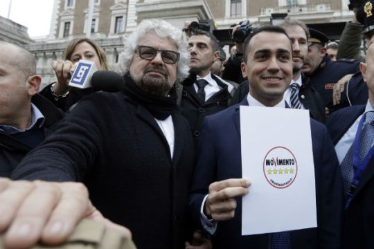 Τα Πέντε Αστέρια φόρεσαν το καλό κουστούμι