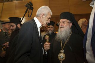 Συνάντηση με νοήματα