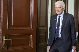 Μέτωπα για τον δήμαρχο