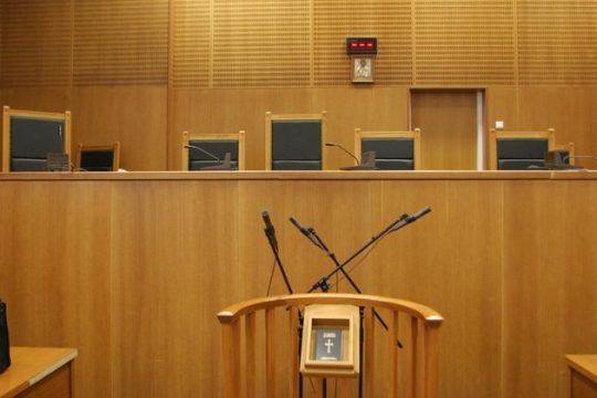 Αναβλήθηκε η δίκη των αστυνομικών για τον θάνατο 18χρονου σε τροχαίο