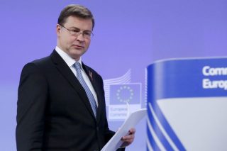 Δικαιολογεί η Ε.Ε. το υψηλό ποσοστό «κόκκινων» δανείων