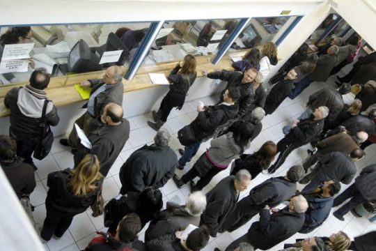 Πάγιο «κούρεμα» 40% στα πρόστιμα