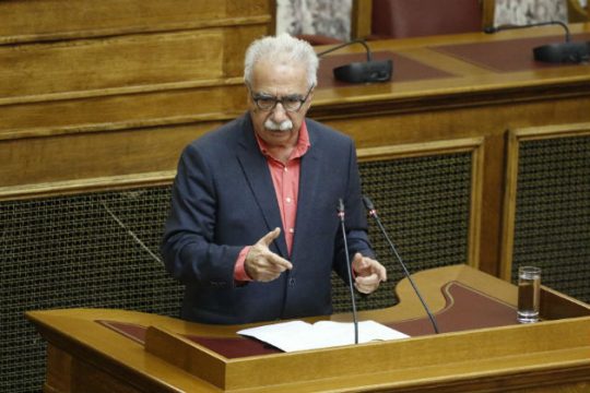Με διακομματικό «ναι» πέρασε η προαιρετική εφαρμογή της σαρία