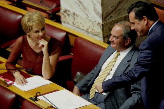 Συντηρείται η συζήτηση για νέο δεξιό κόμμα
