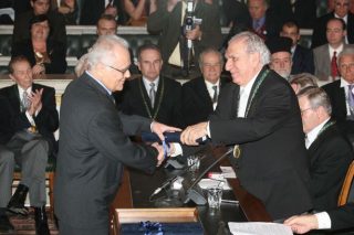 Ιστορίες αυτοδικίας και βίας