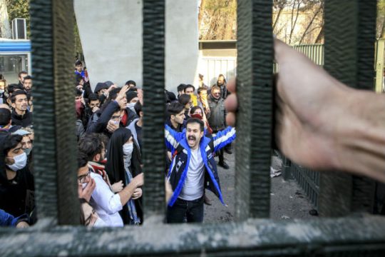 Για τις αντικυβερνητικές διαδηλώσεις στο Ιράν