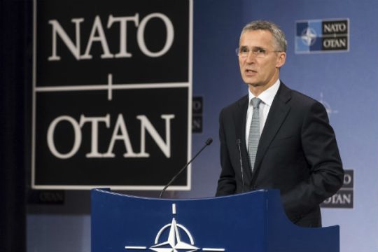 ΝΑΤΟ προς ΠΓΔΜ: Πρώτα το όνομα και μετά η ένταξη