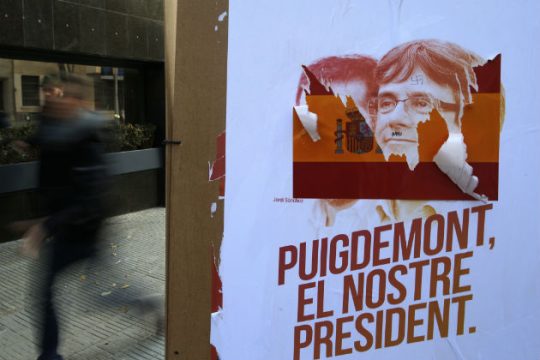 «Εκβιαστική» δικαστική απόφαση για τον Πουτζντεμόν