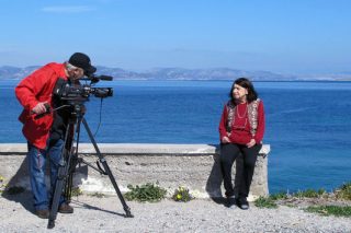 «Το μεγάλο έγκλημα της εποχής μας είναι να είσαι πολιτικός…»